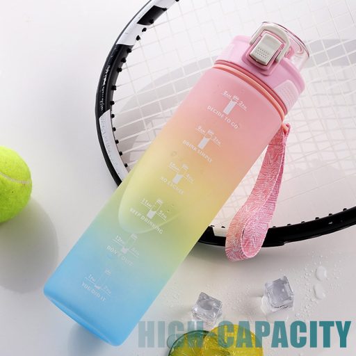 Színátmenetes motivációs kulacs idézetekkel és időskálával (1000 ml)