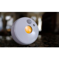   Vezeték nélküli éjszakai, fény- és mozgásérzékelős lámpa
