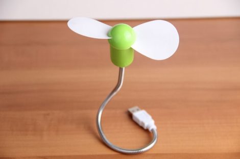 Hajlítható szárú USB-s mini ventilátor