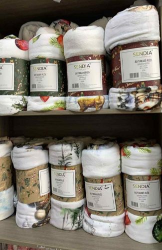 Pihe-puha ágytakaró/pléd 200 x 230 Ünnepi mintázat