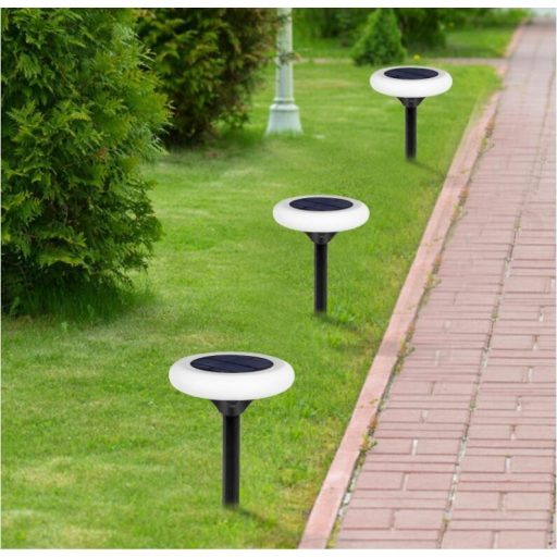RGB LED-es napenergiával működő leszúrható kerti lámpa 2 db/csomag