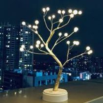   Ledes Bonsai fa  Elemról és USB-ről is egyaránt működik. Kiváló éjszakai dekor világításnak.